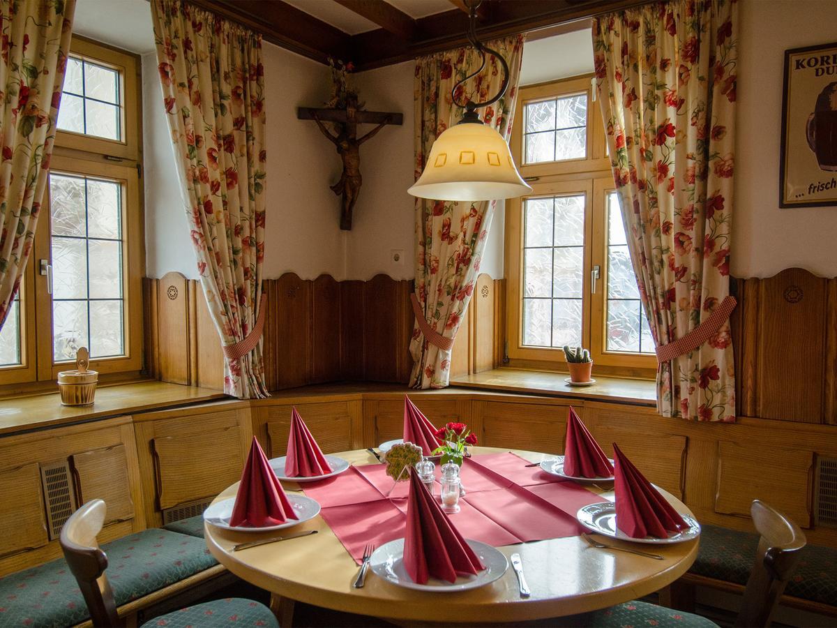 Brauereigasthof Adler Post Rettenberg Buitenkant foto